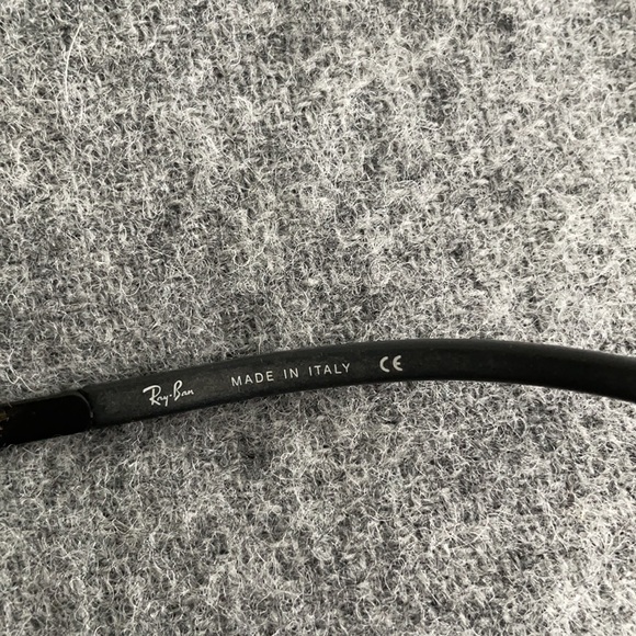 Vintage RAY-BAN Black Wrap Sunglasses RB3107 - Picture 10 of 13